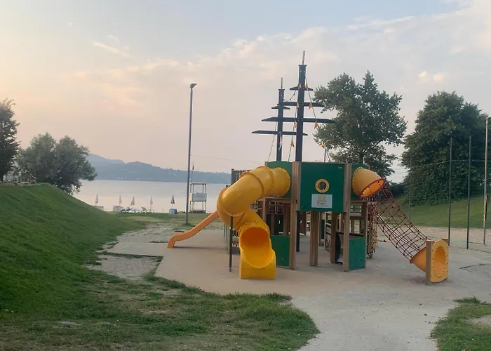 Olga Nel Centro Storico Di * Intra